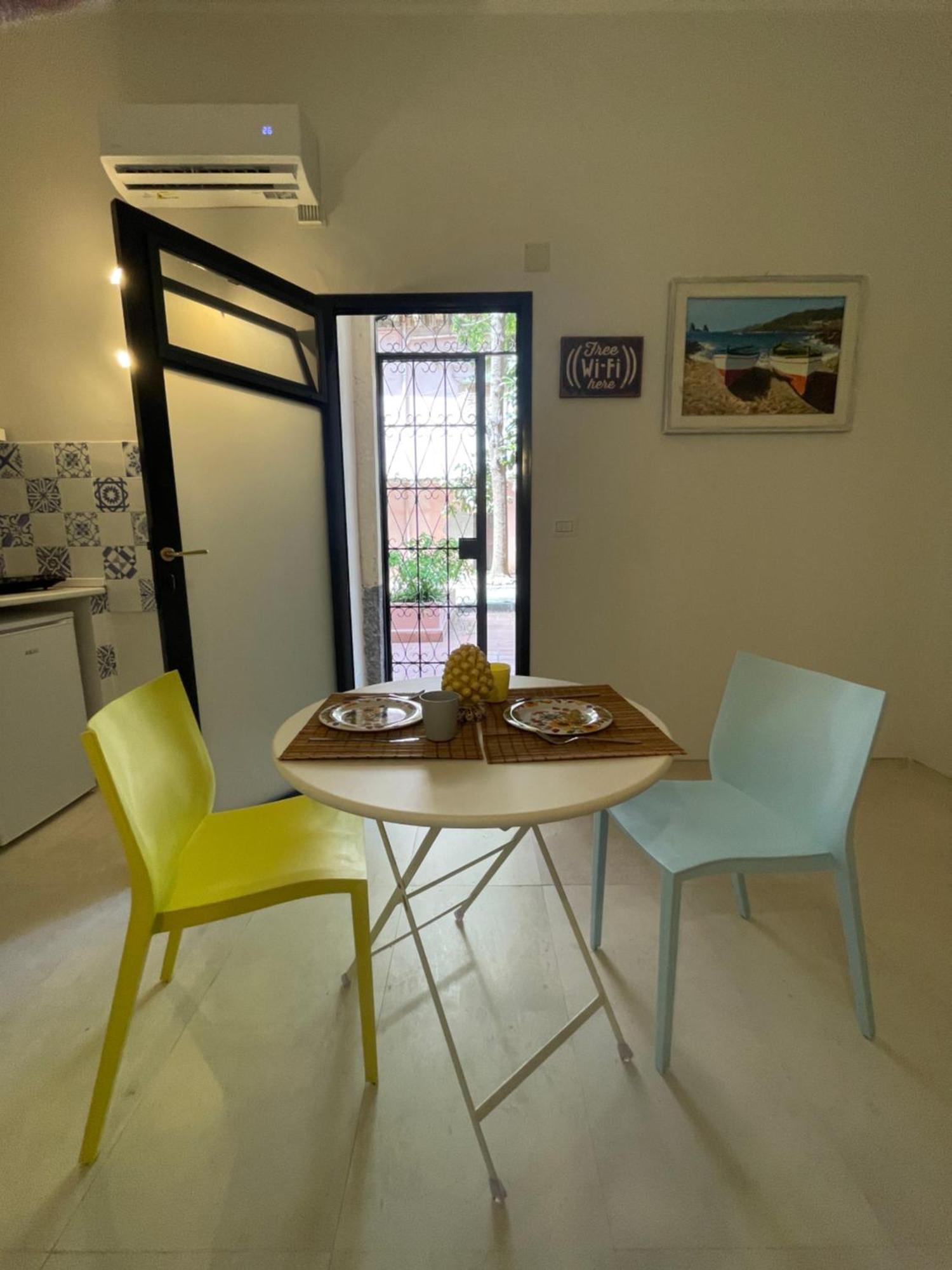 Corte Capuana Apartment Катания Екстериор снимка